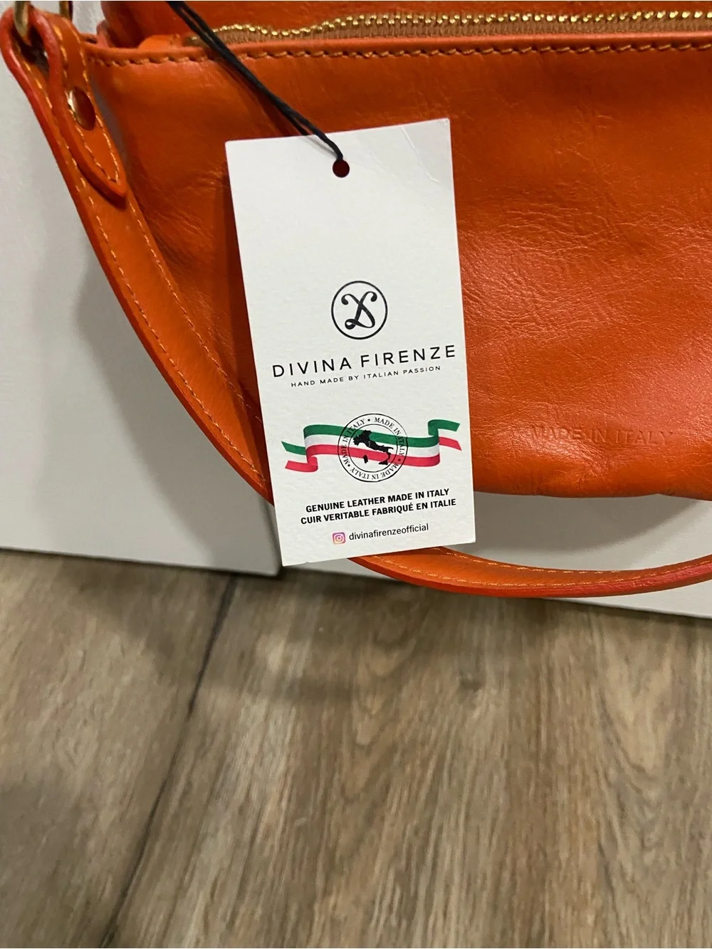 Divina Firenze Women's Orange Leather Crossbody Bag - NWT Made In Italy